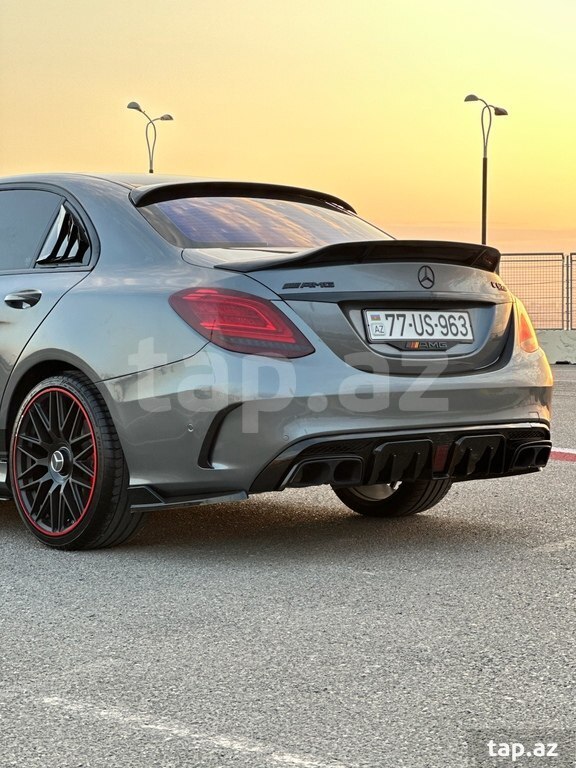Mercedes C 300, 2017 il (4)