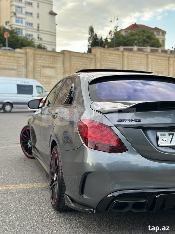 Mercedes C 300, 2017 il (26)
