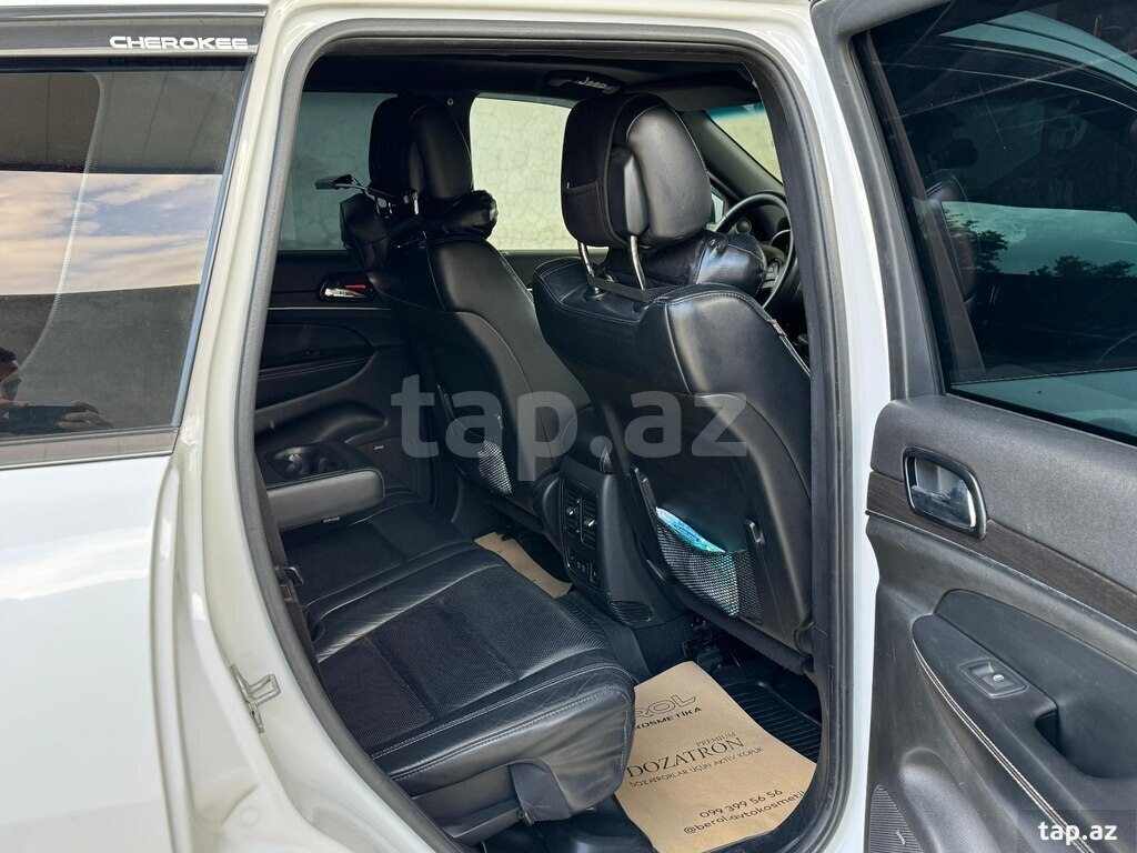 Jeep Grand Cherokee, 2014 il (30)