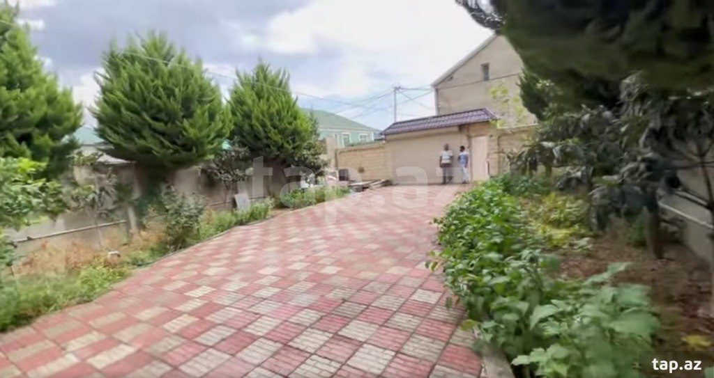 Həyət evi, Saray qəs.