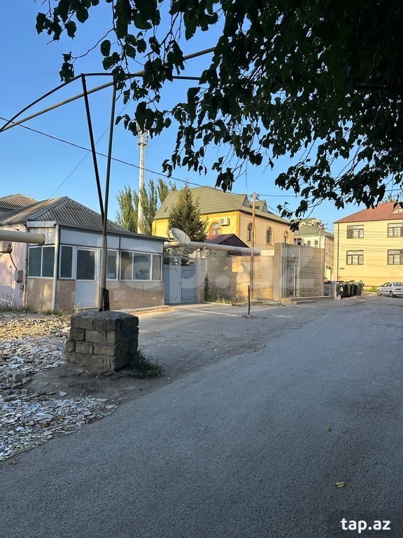 Qaraj, 6-cı mkr. (2)