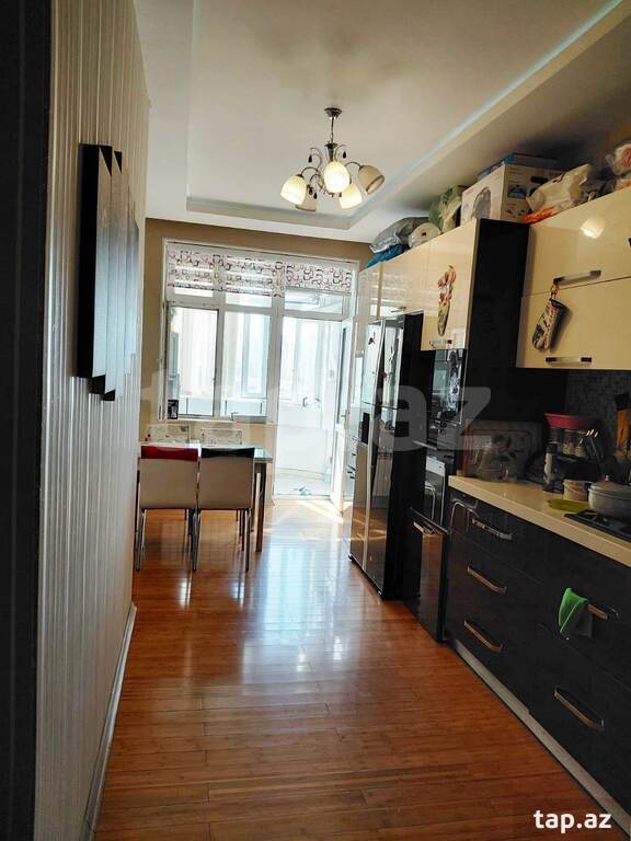 4-otaqlı yeni tikili, Ş. Mehdiyev küç., 175 m²