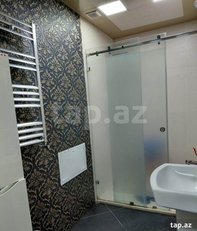 4-otaqlı yeni tikili, Ş. Mehdiyev küç., 175 m²