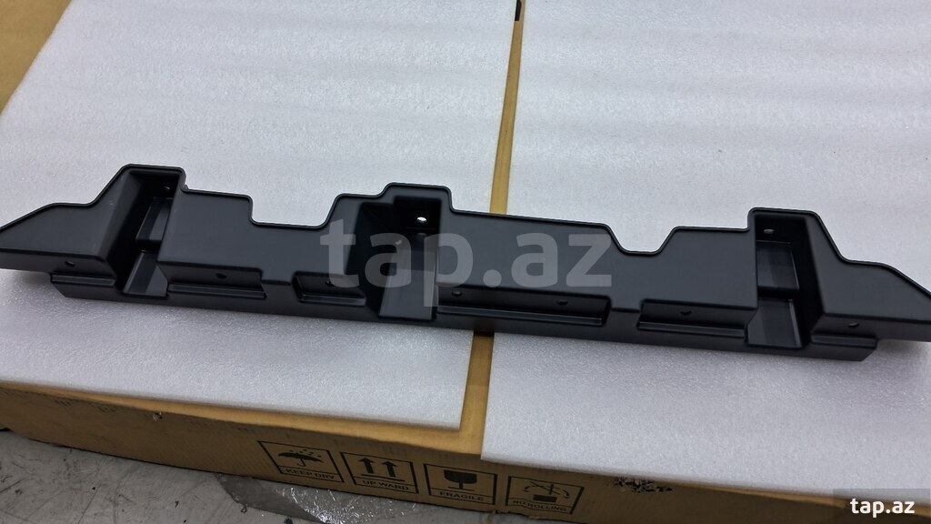 "Lixiang l7" baqaj plastması
