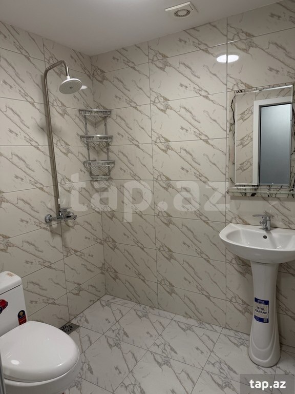 6-otaqlı yeni tikili kirayə verilir, Gəncə ş., 140 m²