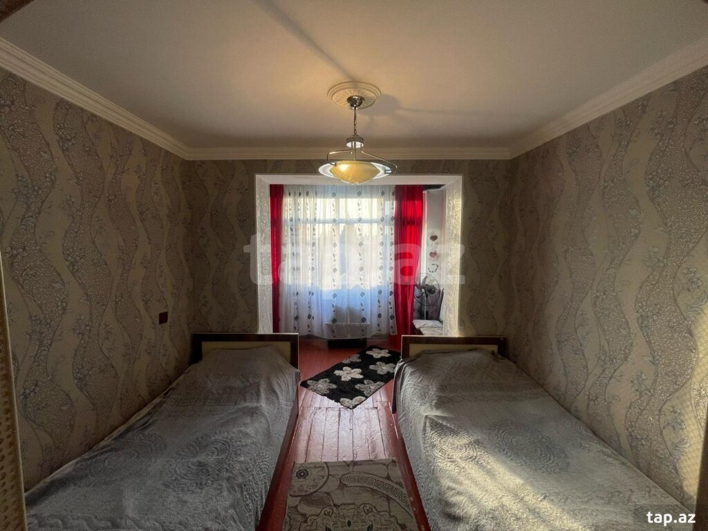 2-otaqlı mənzil, Şəki ş., 50 m²