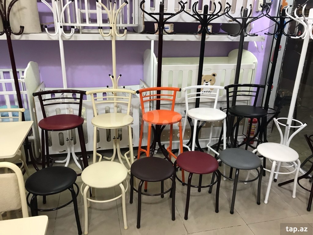 Bar oturacaqları (24)