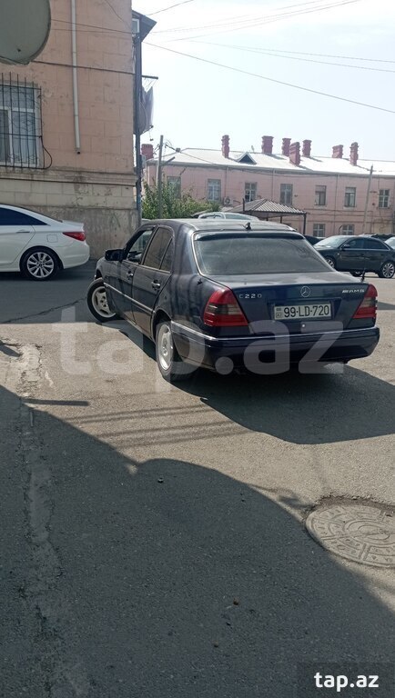 Mercedes C 220, 1995 il (5)