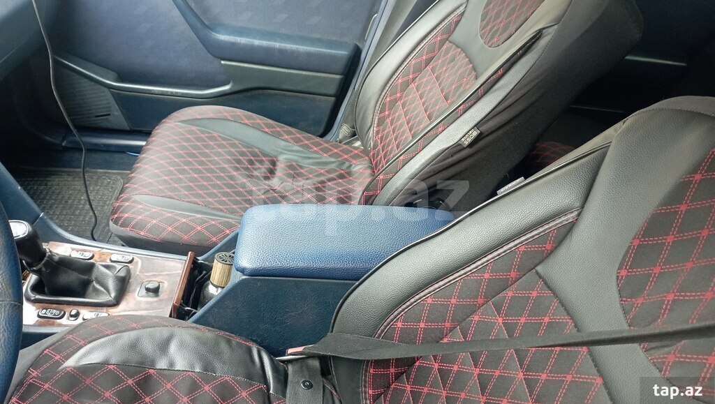 Mercedes C 220, 1995 il (12)