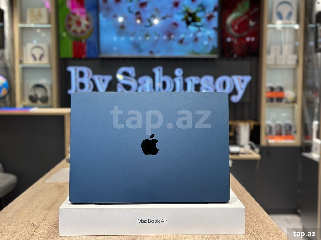 Apple MacBook Air M4 (2)