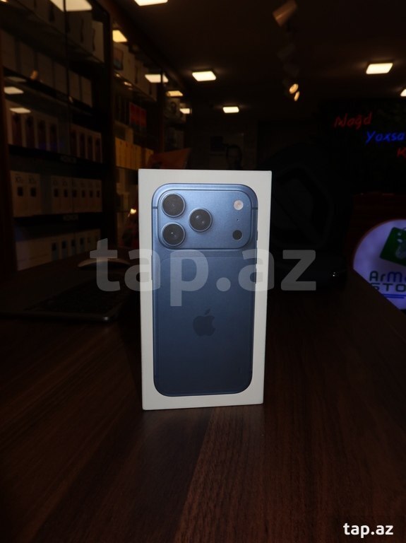 Apple iPhone 17 Pro Deep Blue 256GB/12GB (4)