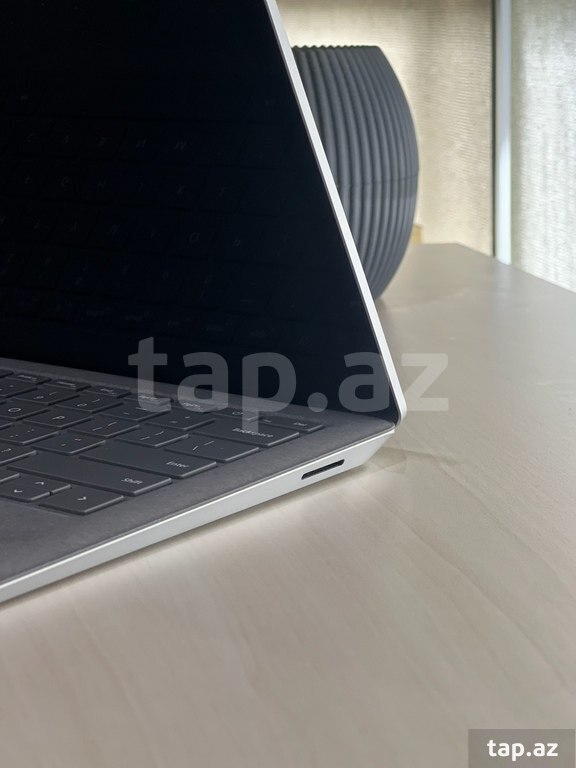 Microsoft Surface Laptop 3  (4)