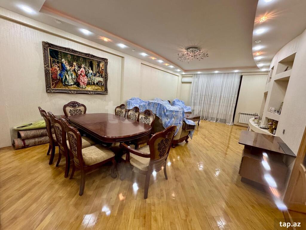 4-otaqlı yeni tikili, H.Cavid pr., 220 m²