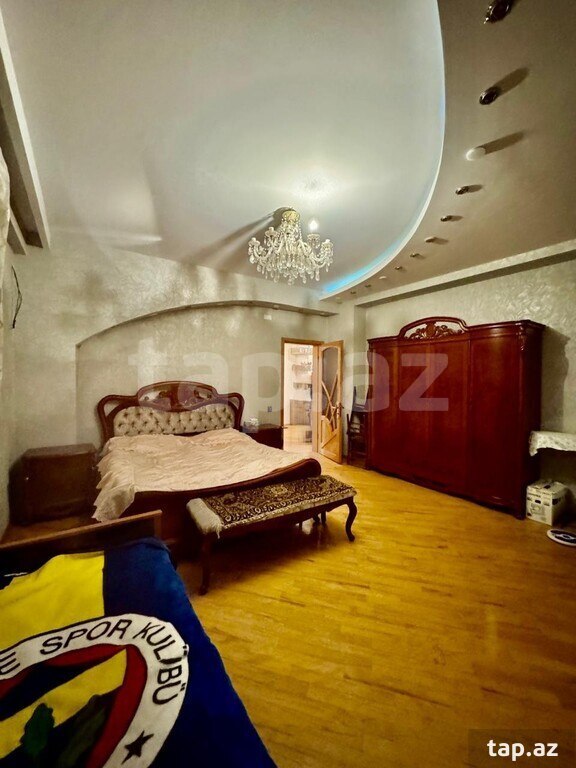 4-otaqlı yeni tikili, H.Cavid pr., 220 m²