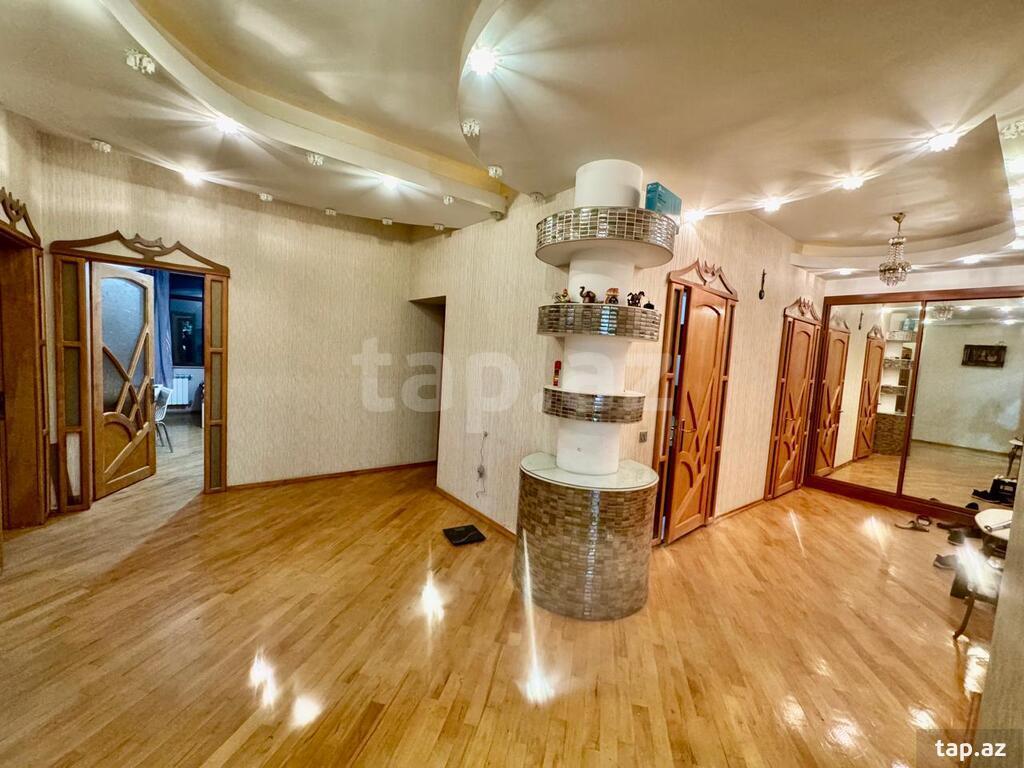 4-otaqlı yeni tikili, H.Cavid pr., 220 m²