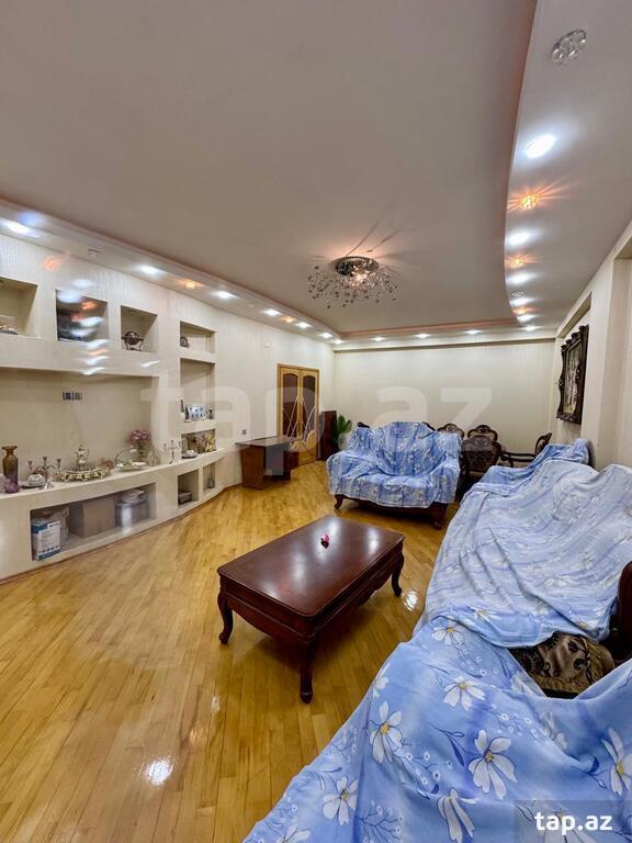 4-otaqlı yeni tikili, H.Cavid pr., 220 m²