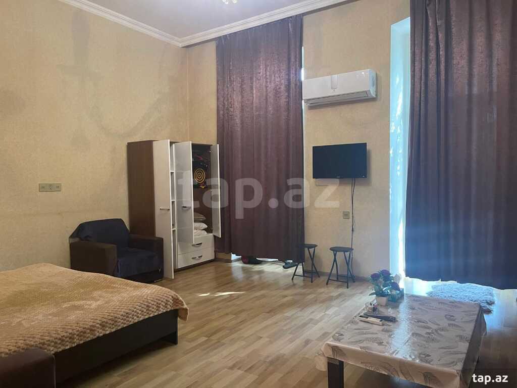 2-otaqlı mənzil kirayə verilir, İçərişəhər m., 66 m²