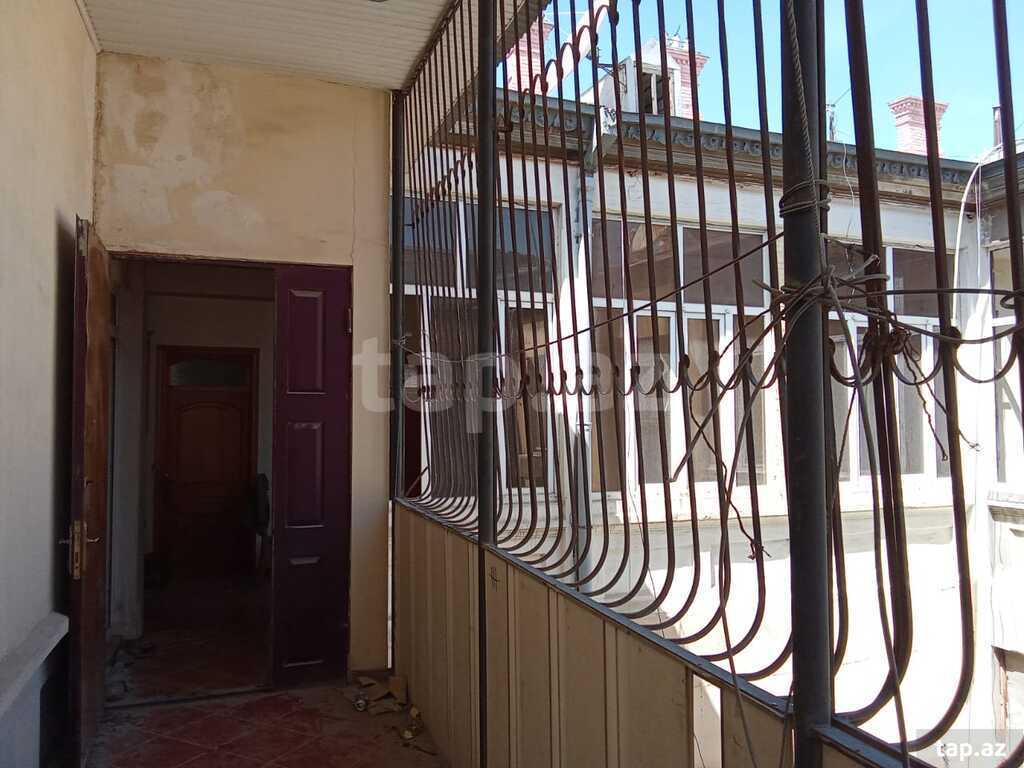 6-otaqlı mənzil, Nizami küç., 240 m² (21)