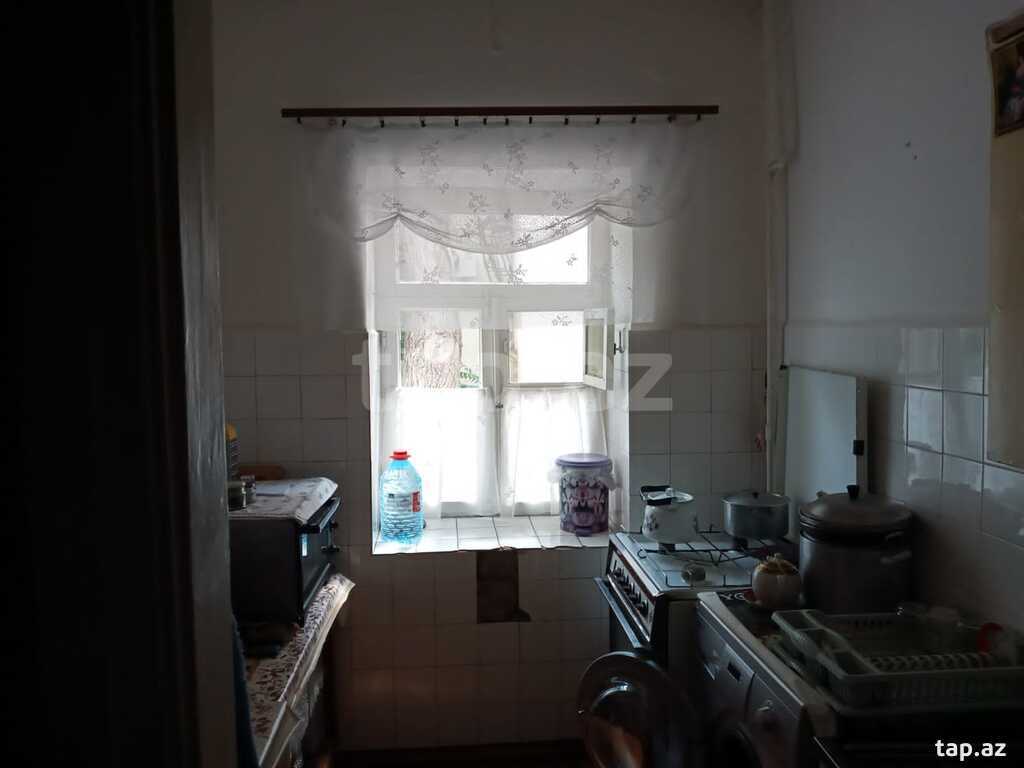Həyət evi, Mərdəkan qəs. (9)