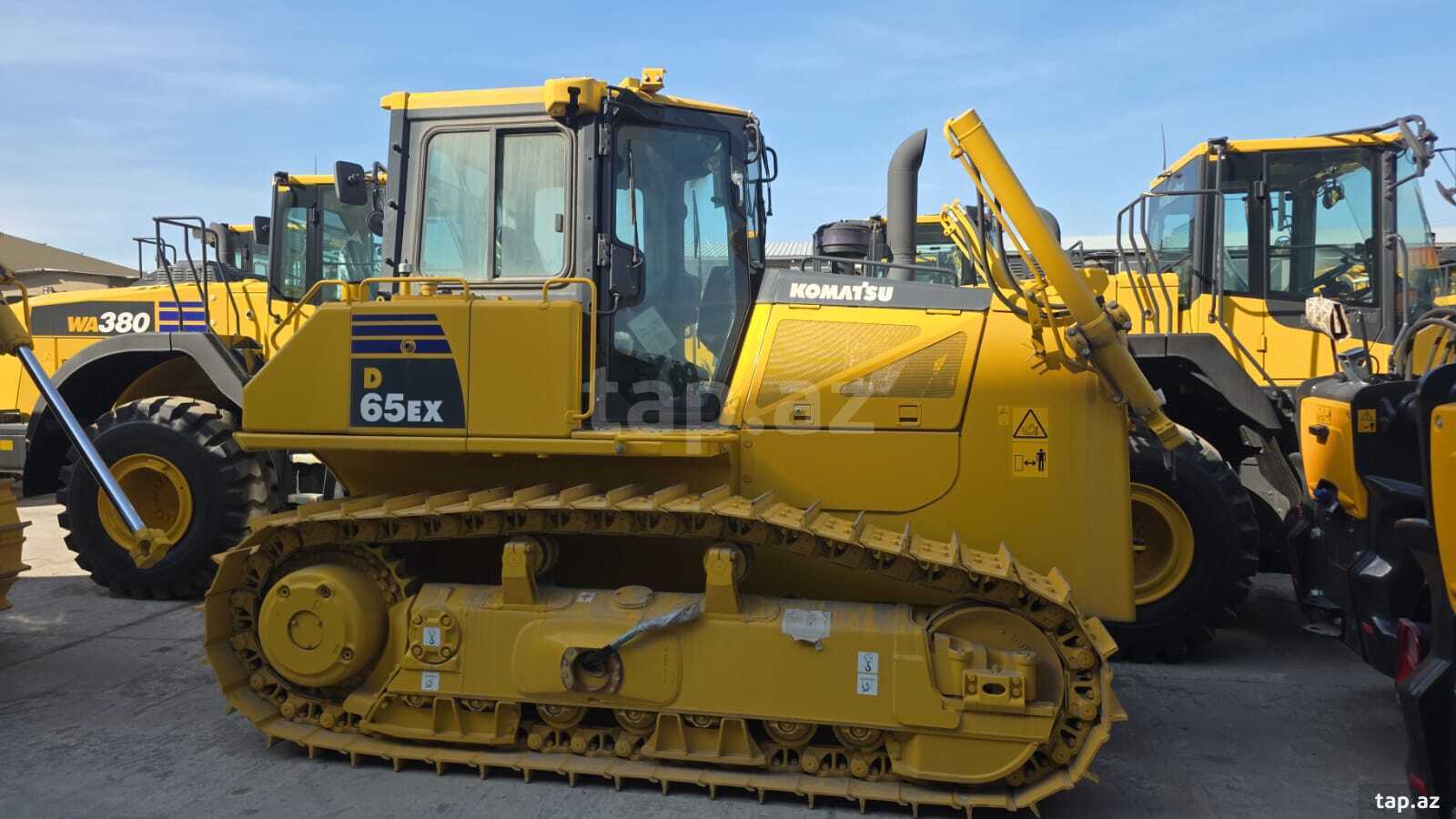 Buldozer "KOMATSU D65EX-16" (4)