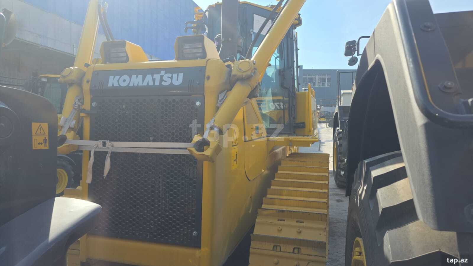 Buldozer "KOMATSU D65EX-16" (6)