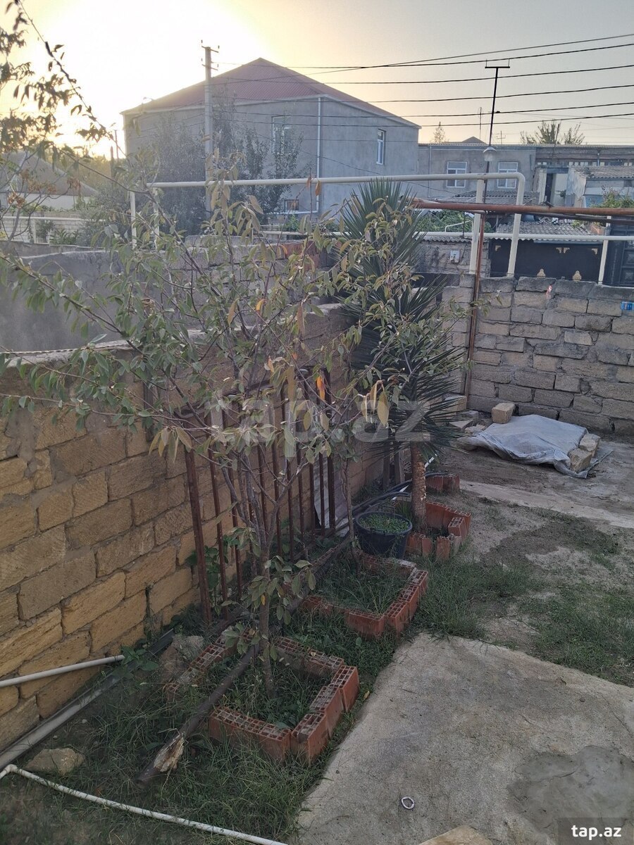 Həyət evi, Binəqədi r. (5)