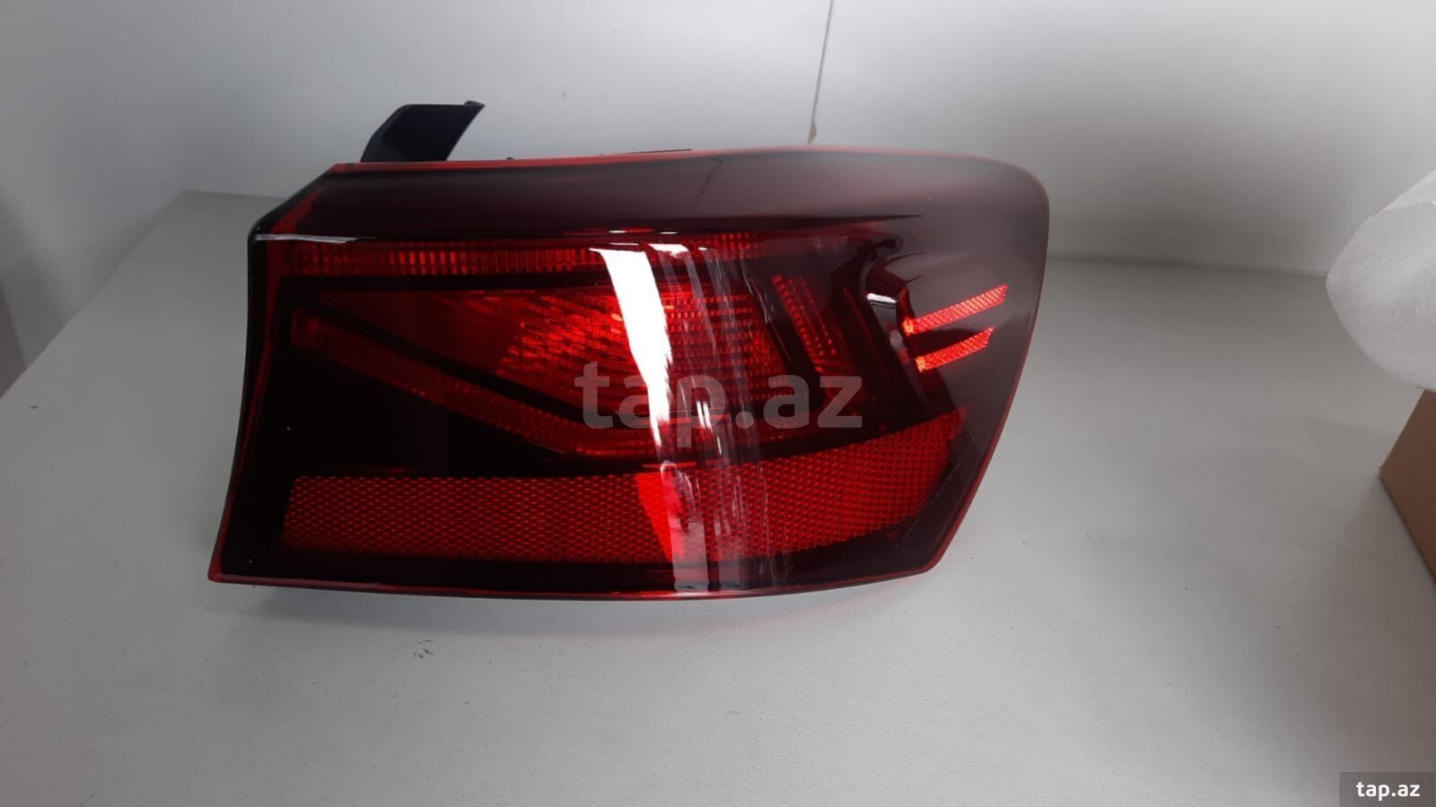 "Kia Forte 2019" arxa stop işığı