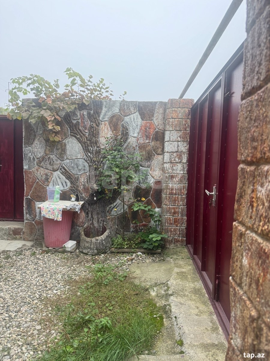 Həyət evi, Qusar r. (12)