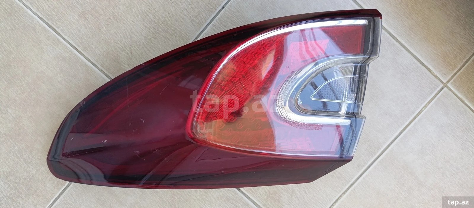 "Renault Megane" arxa stopu (2)