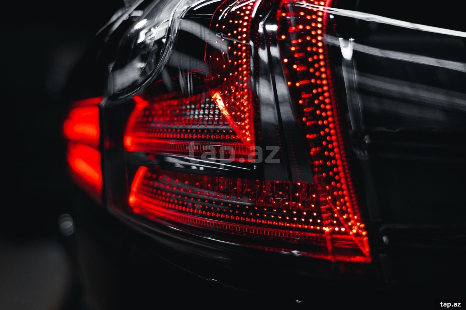 “Lexus 570” arxa stopları (6)