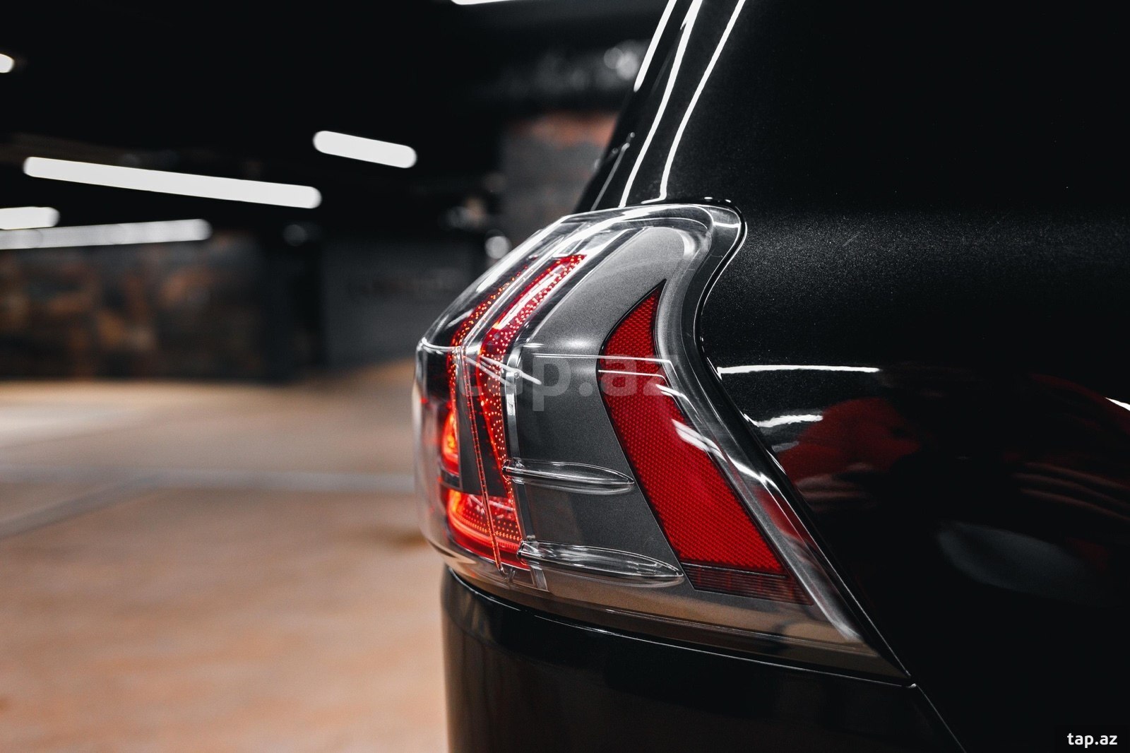 “Lexus 570” arxa stopları (7)