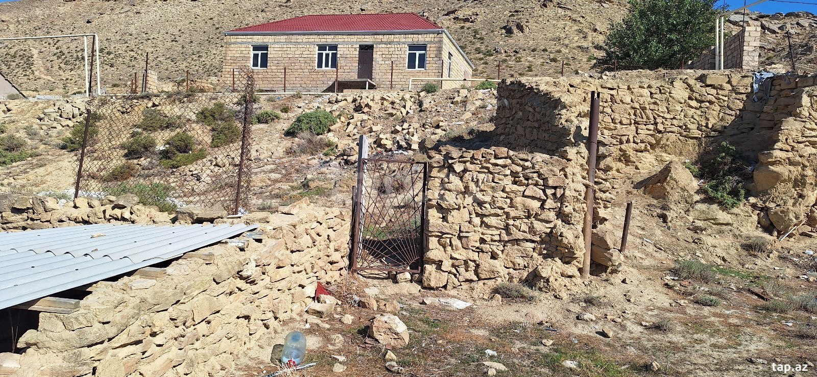 4 sot torpaq sahəsi, Lökbatan qəs. (4)