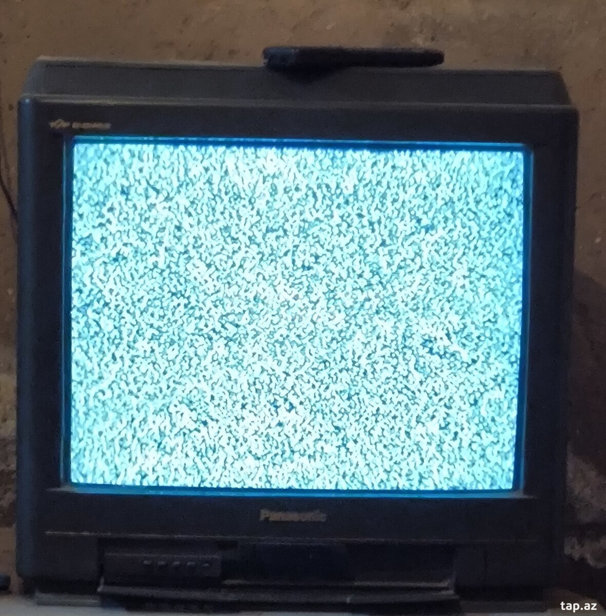 Televizor "Panasonic" (2)