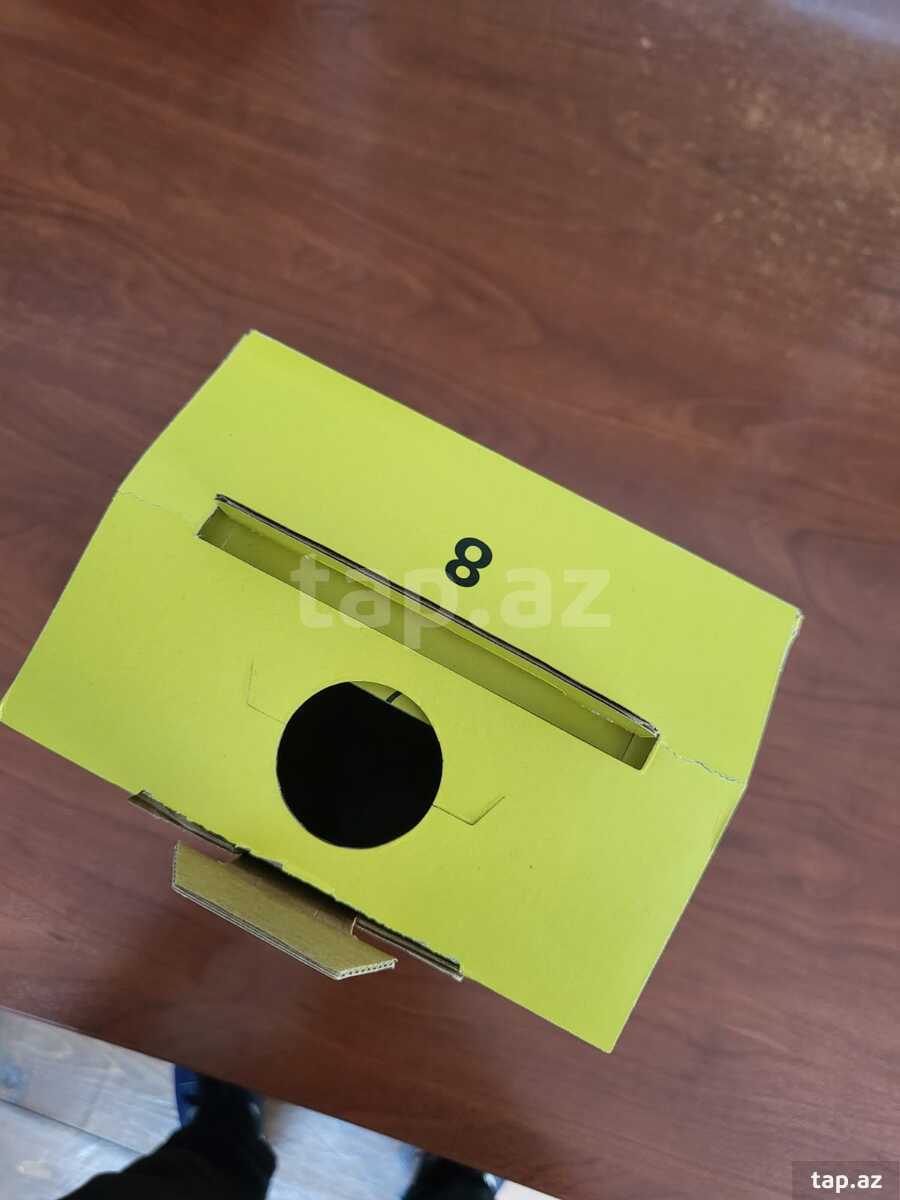 Tibbi tullantı qutusu (2)