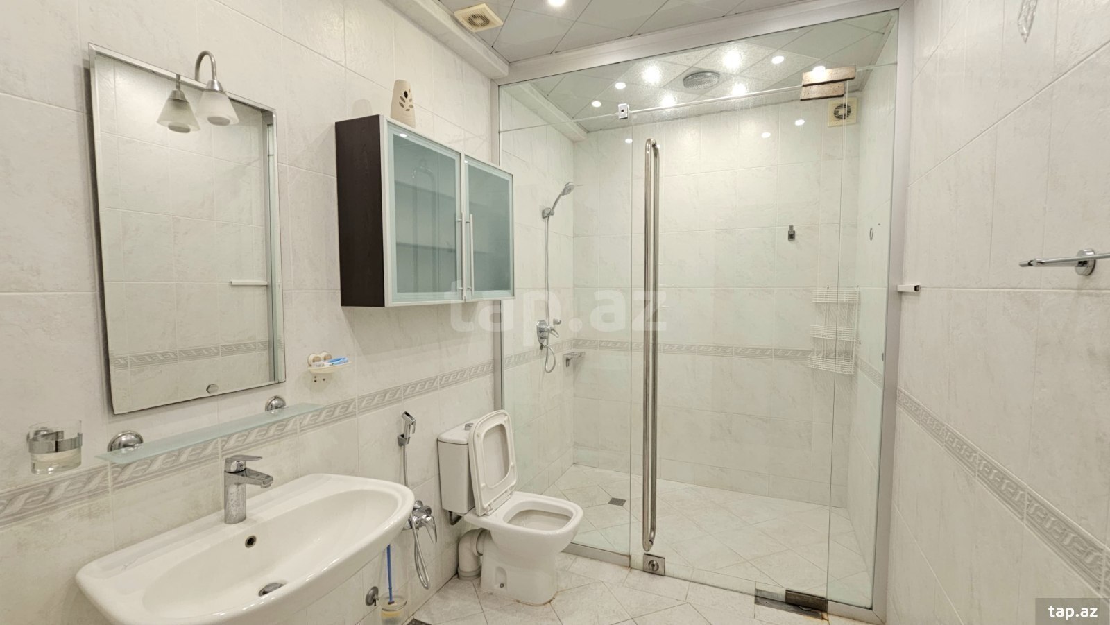 4-otaqlı yeni tikili kirayə verilir, 28 May m., 195 m² (18)