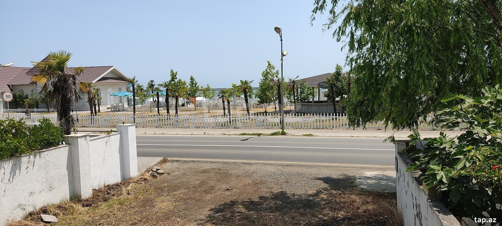 2 sot torpaq sahəsi, Astara ş.