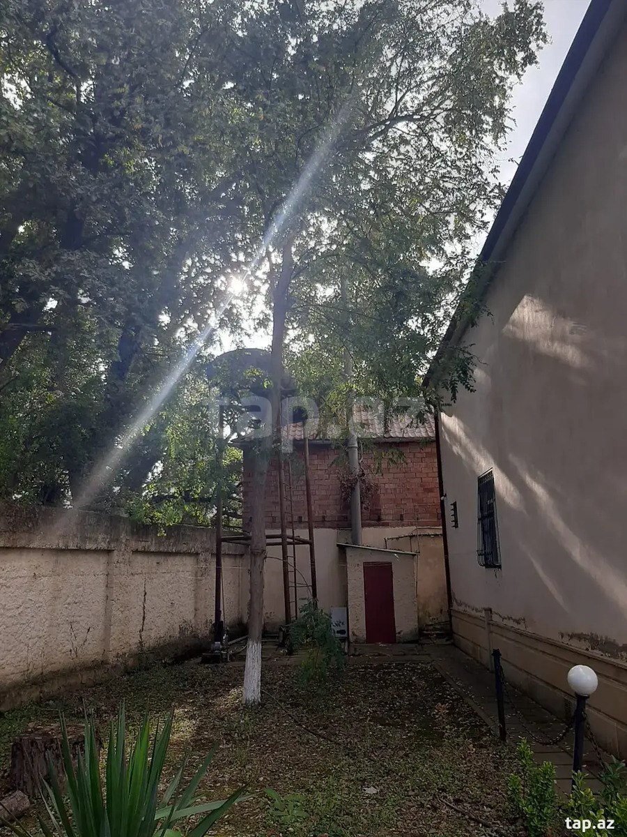Həyət evi, Nabran qəs. (2)