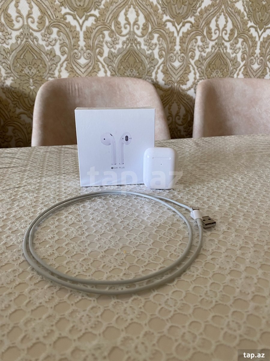 Qulaqlıq "Borofone" 