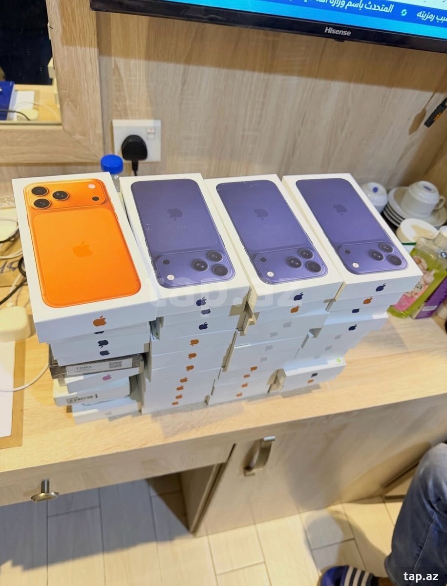 Apple iPhone 17 Pro Max Deep Blue 2TB/12GB (2)