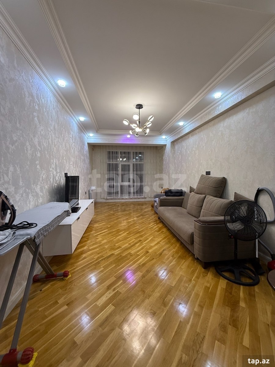 2-otaqlı yeni tikili, Abbas Mirzə Şərifzadə küç., 110 m²
