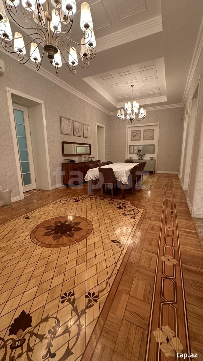 5-otaqlı mənzil, Nizami küç., 250 m²