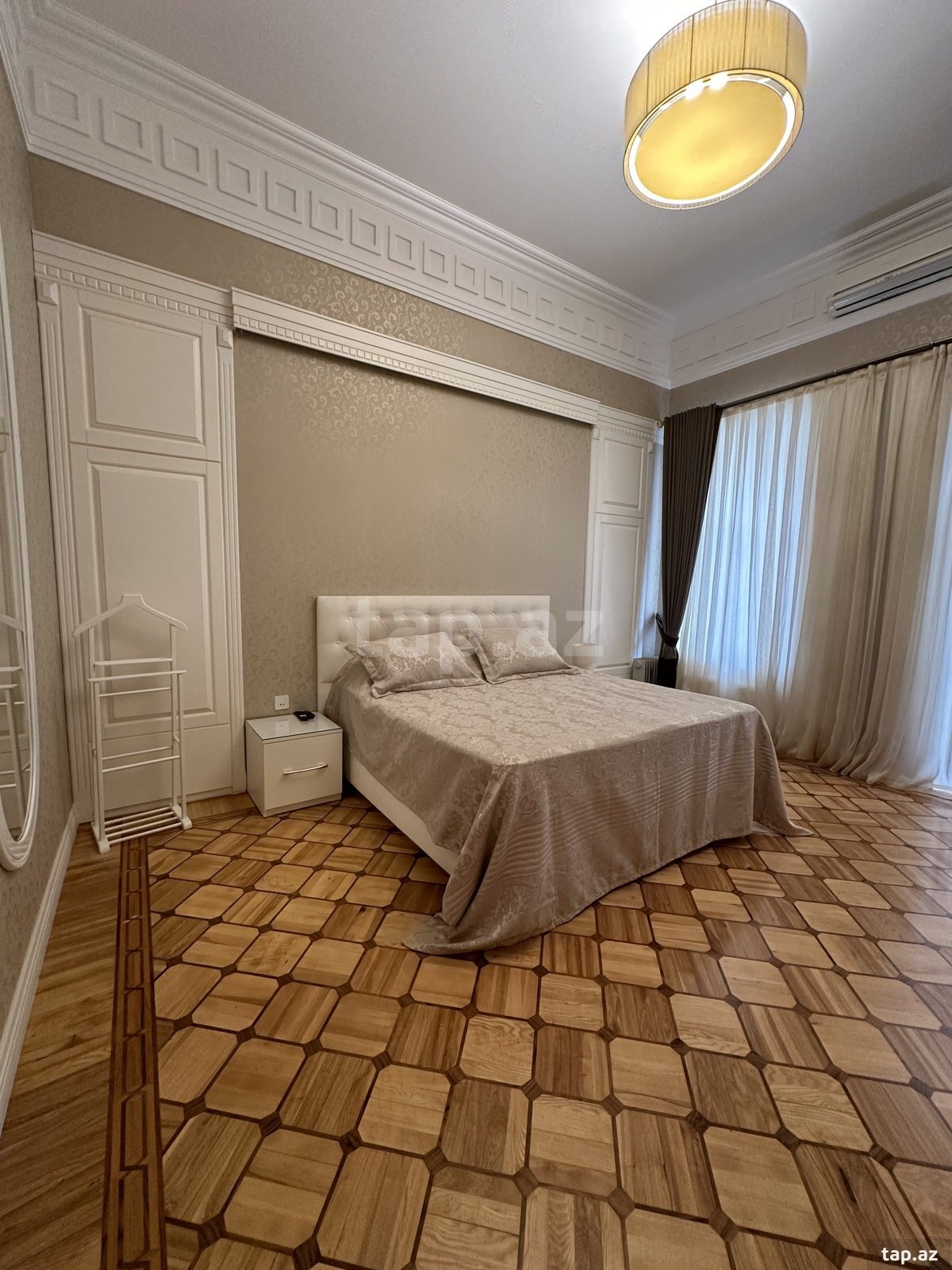5-otaqlı mənzil, Nizami küç., 250 m²