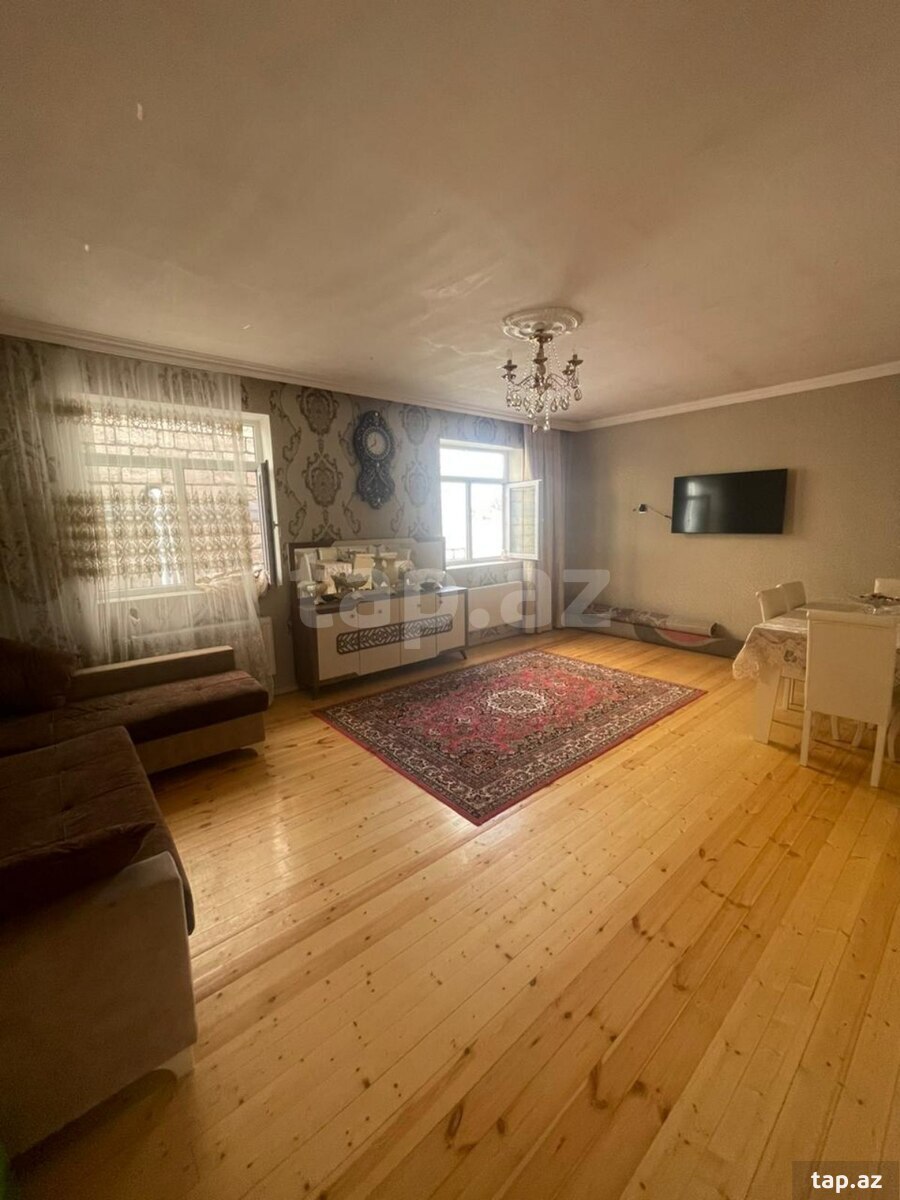 Həyət evi, Saray qəs. (9)