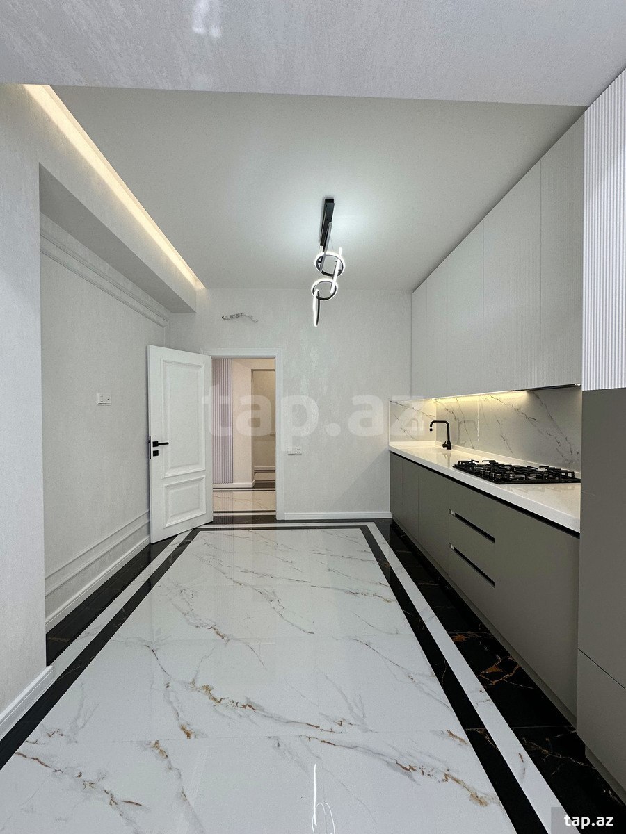 3-otaqlı yeni tikili, Ə. Əliyev küç., 102 m²
