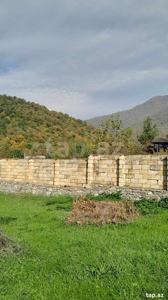 7 sot torpaq sahəsi, Qəbələ ş. (2)