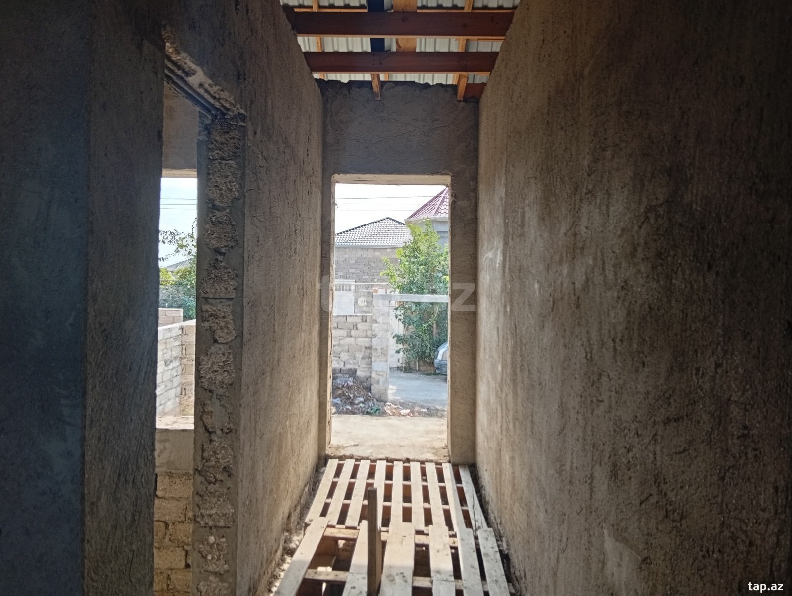 Həyət evi, Binə qəs.