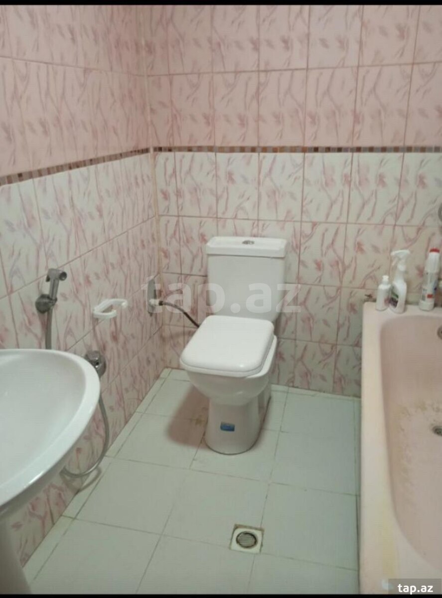 4-otaqlı mənzil, 8 Noyabr pr., 80 m²