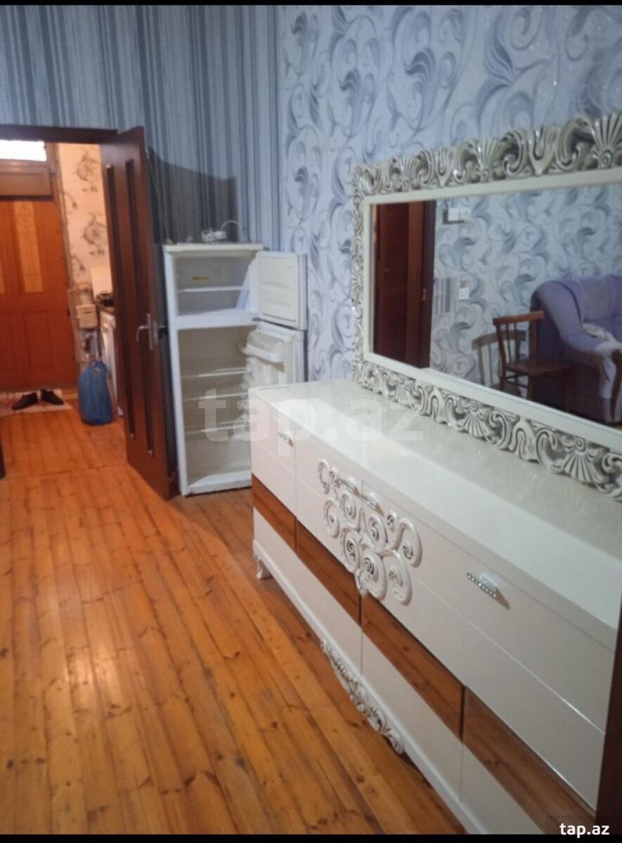4-otaqlı mənzil, 8 Noyabr pr., 80 m²