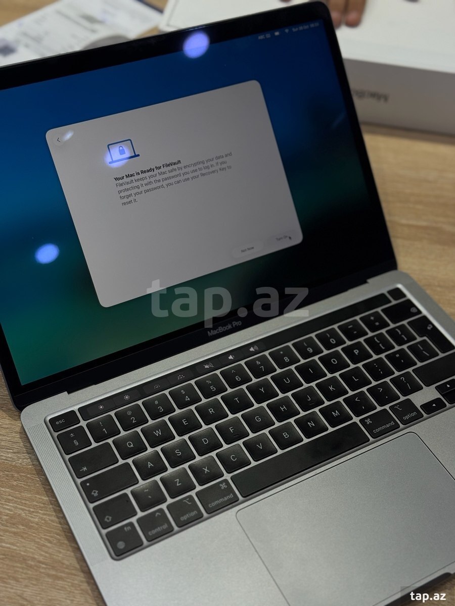 MacBook Pro 13.3'inch M1 Pro 8/256GB