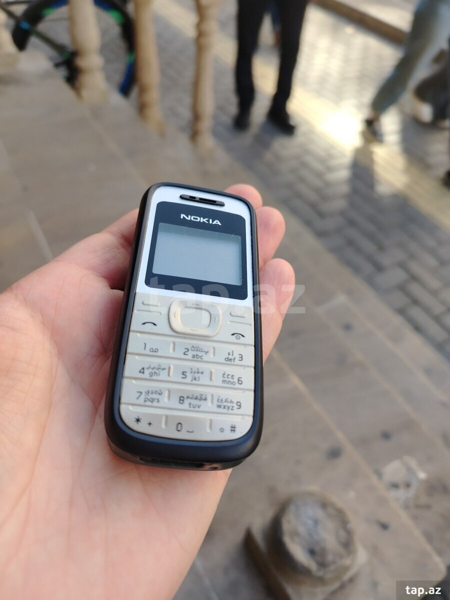 Nokia 1208 Black (3)